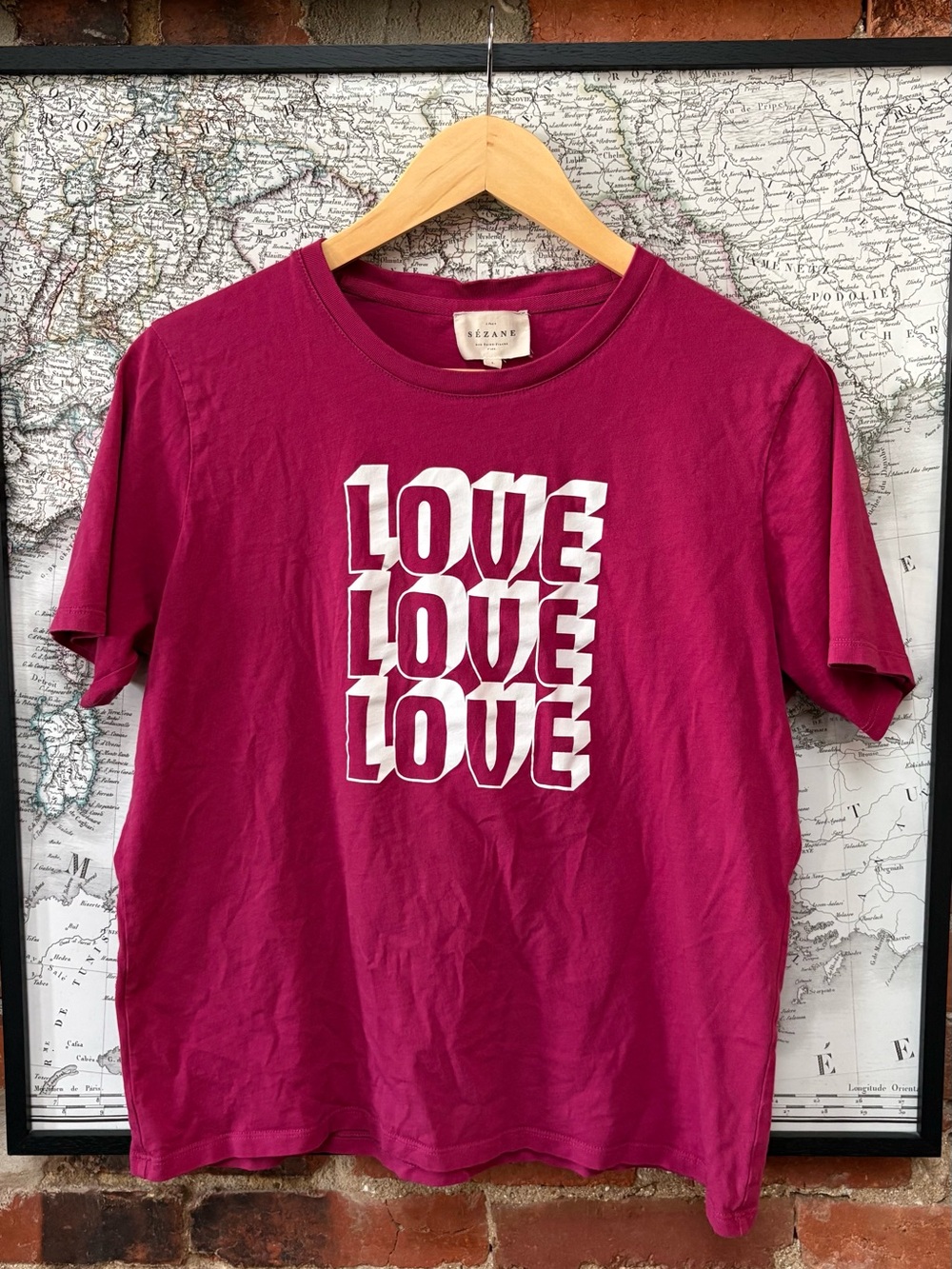 Sézane Pink LOVE Graphic Tee in size large